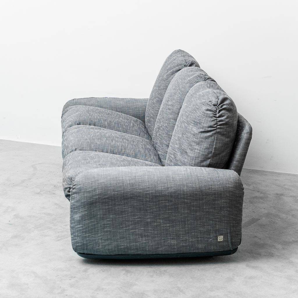 Piumotto sofa by Arrigo Arrigoni for Busnelli 1970s vintage modernism
