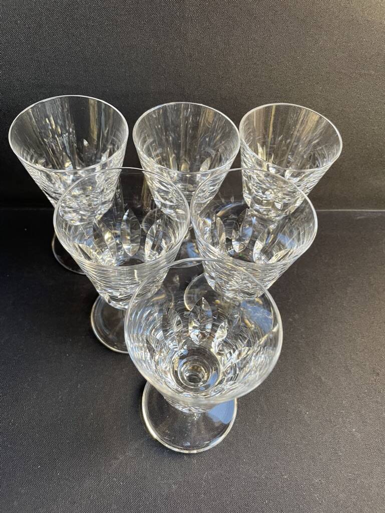 6 saint louis wine glasses jersey service