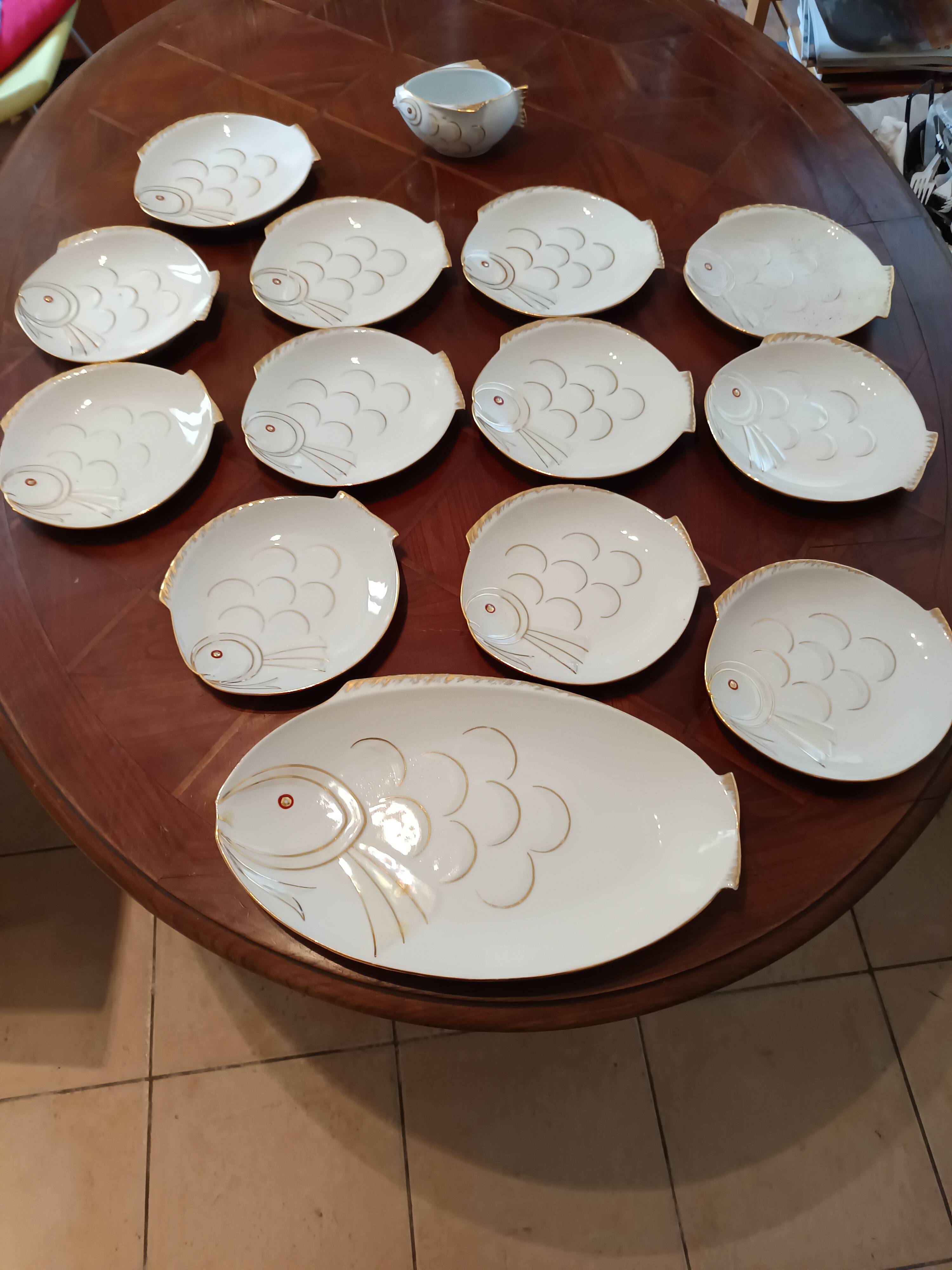 service à poisson 12 assiettes Limoges "Réva"  1940 peint à la main