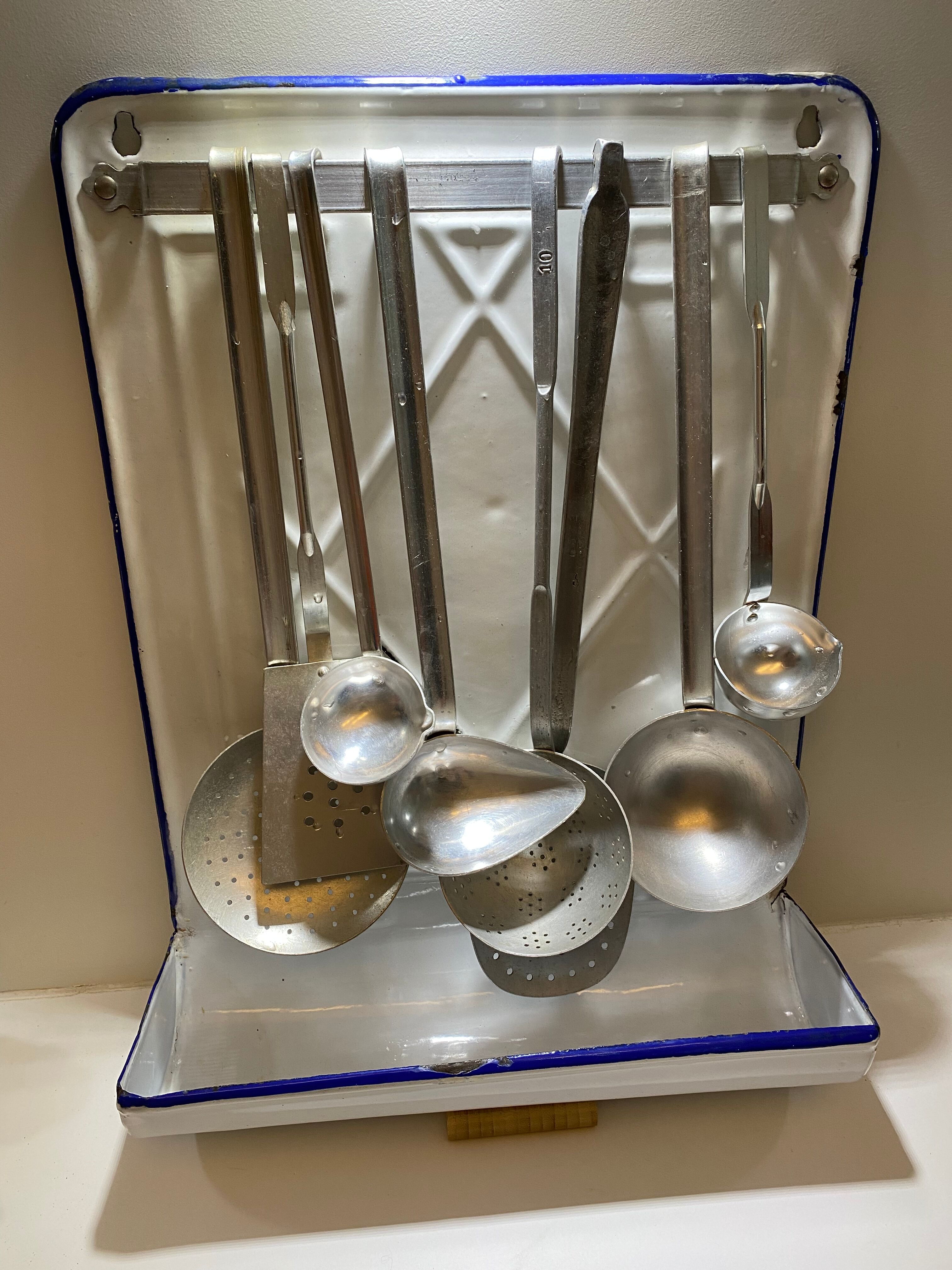 vintage enamel utensil holder