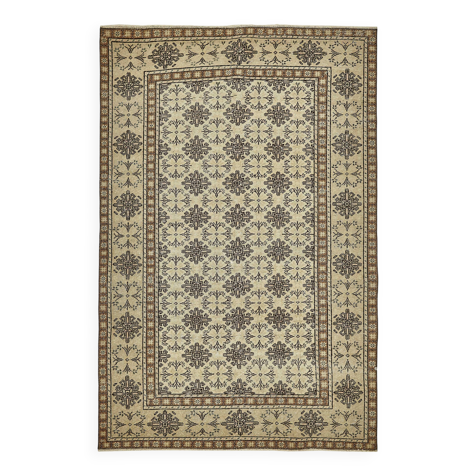 Turkish Vintage Anatolian Rug 118 cm x 175 cm