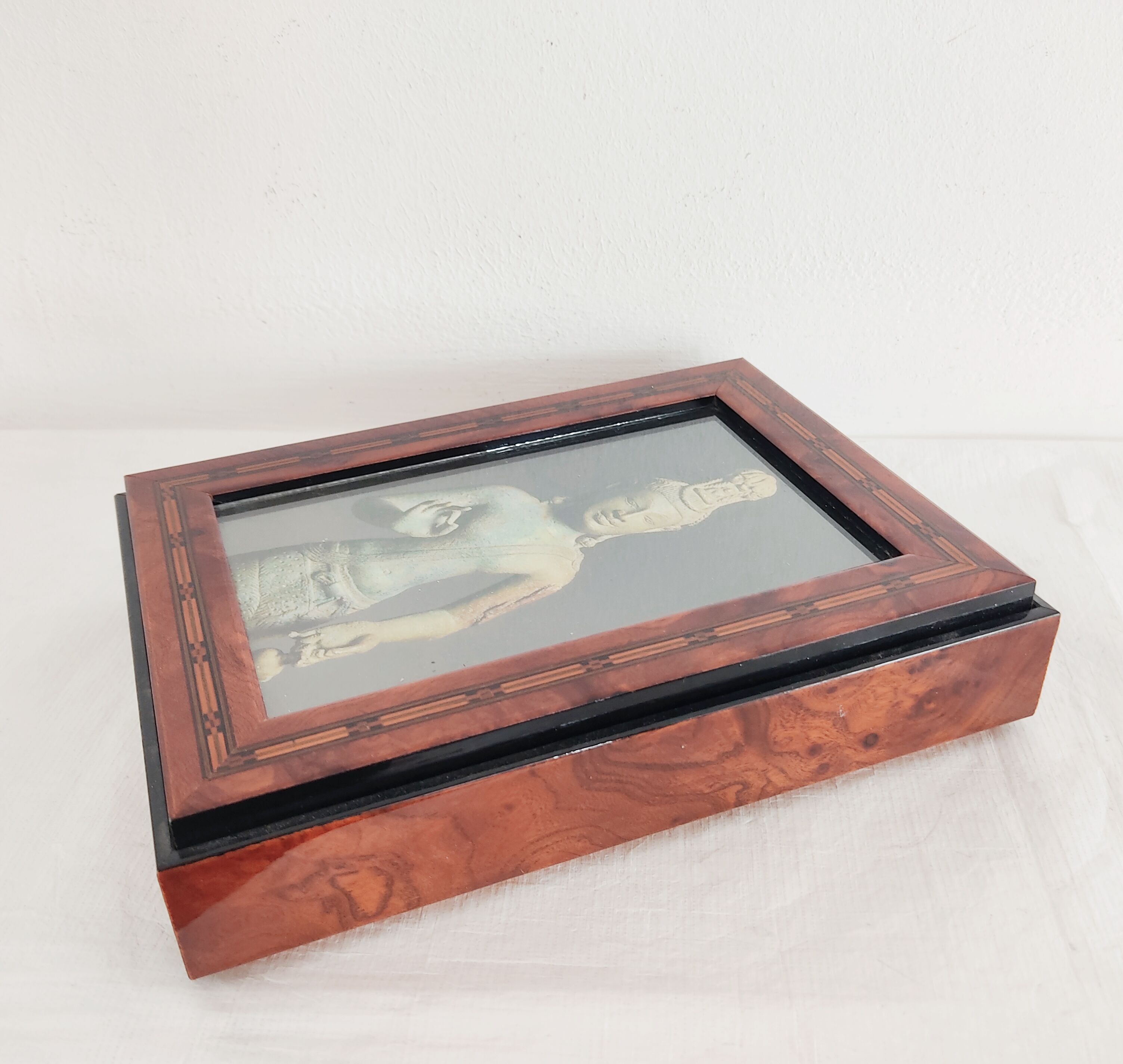 Inlaid box with photo frame cover