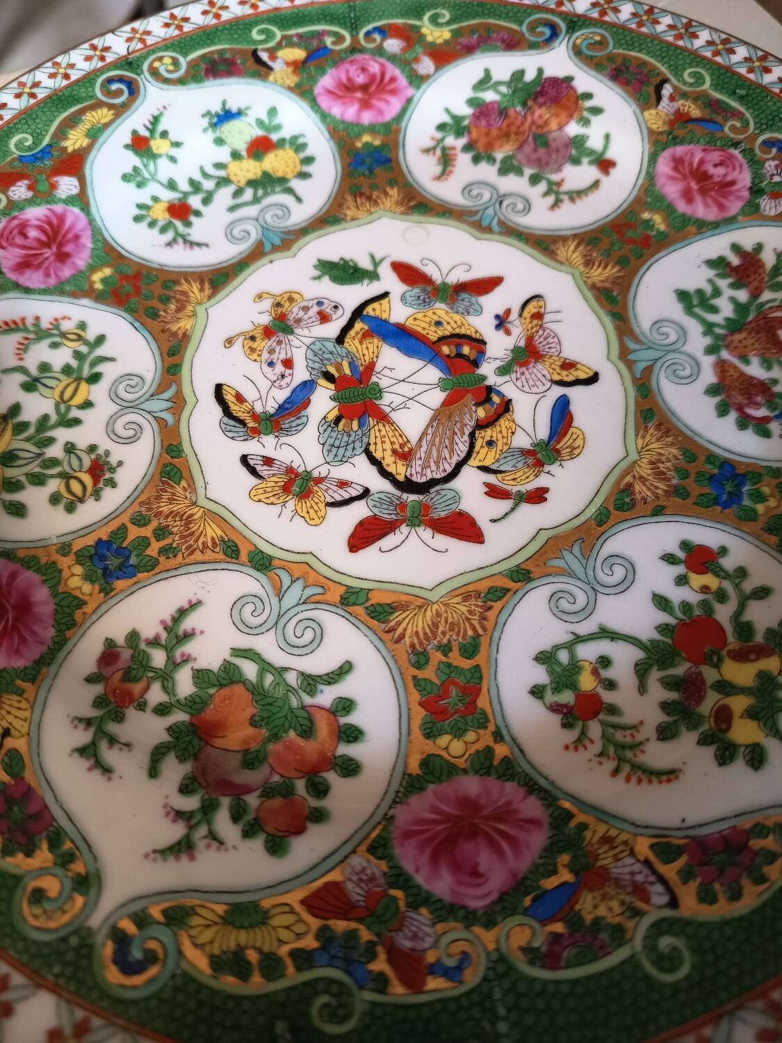Chinese plate "Famille verte"