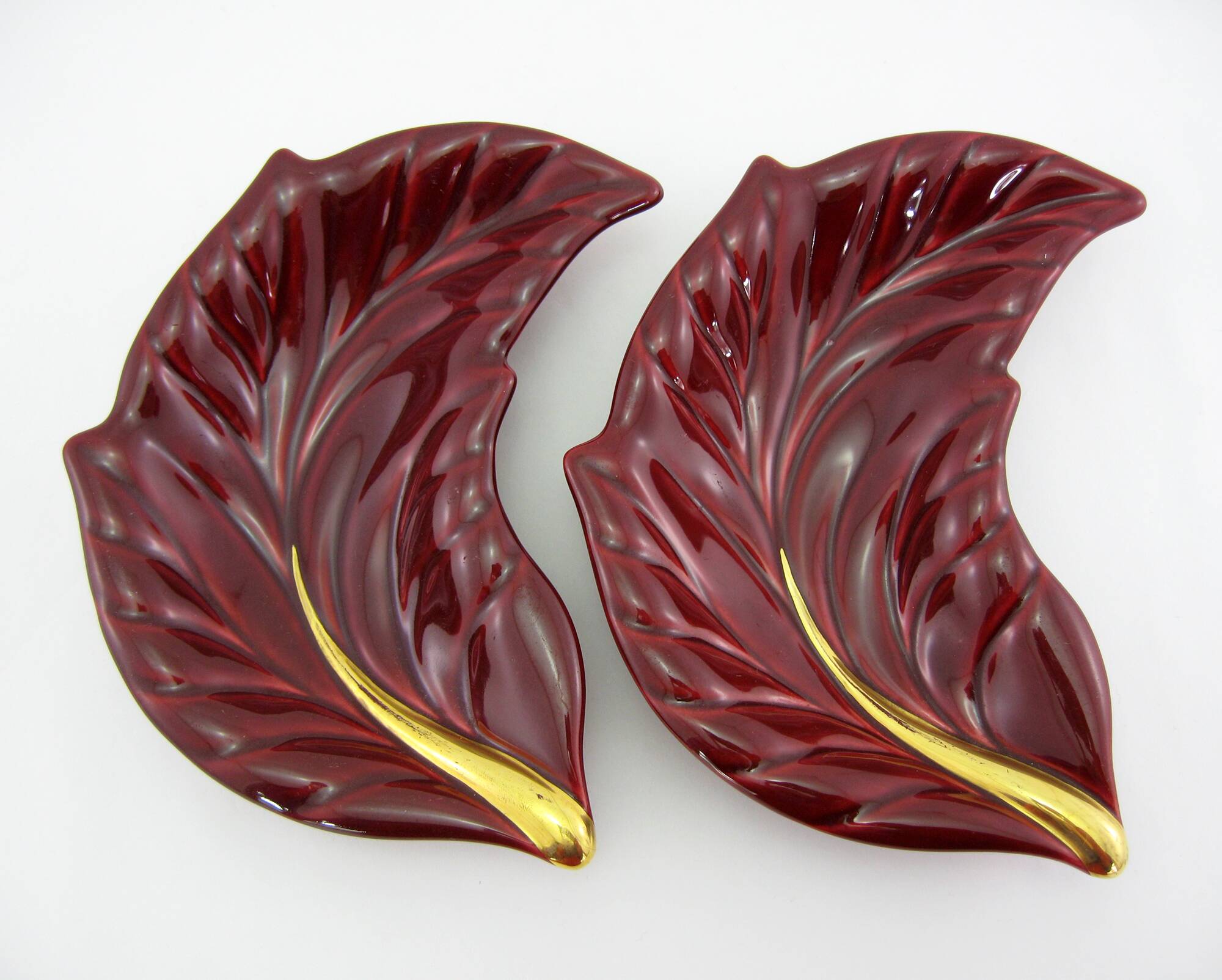 2 red and gold ceramic leaf-shaped bowls - Verceram France - vintage year