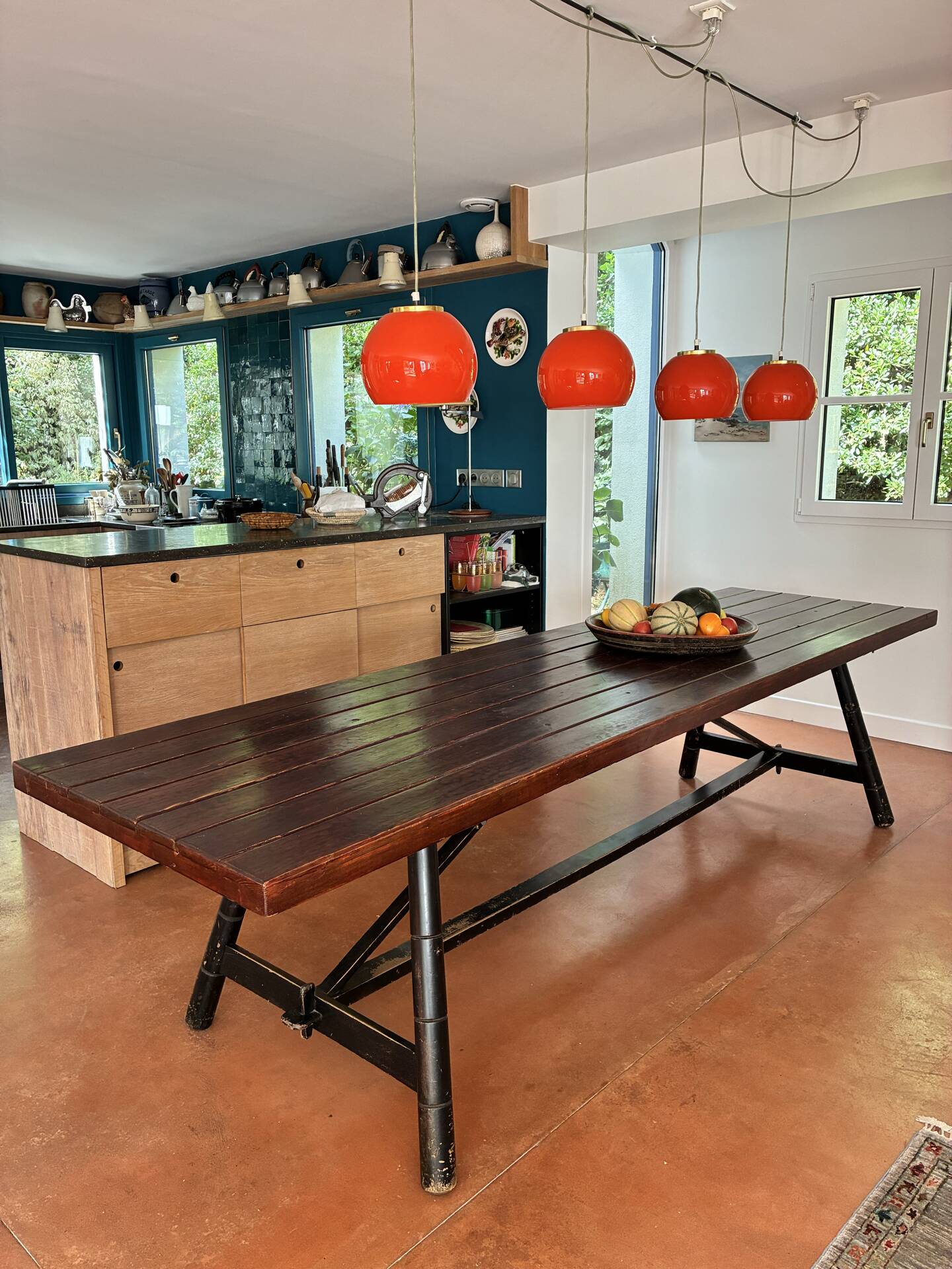 Table à manger en pin massif