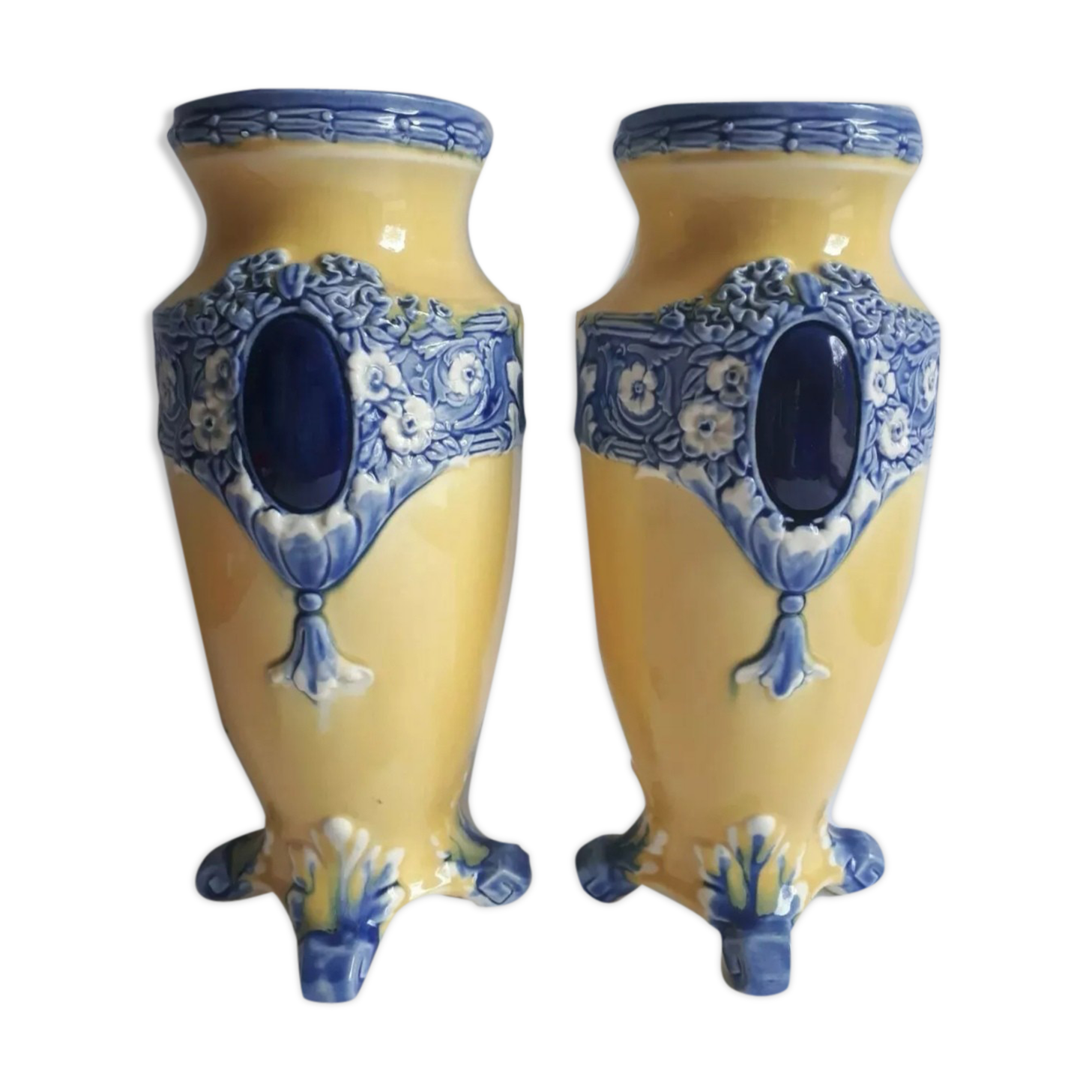 Pair of vases barbotine medallions
