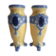 Paire de vases barbotine médaillons