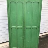 Green Parisian wardrobe