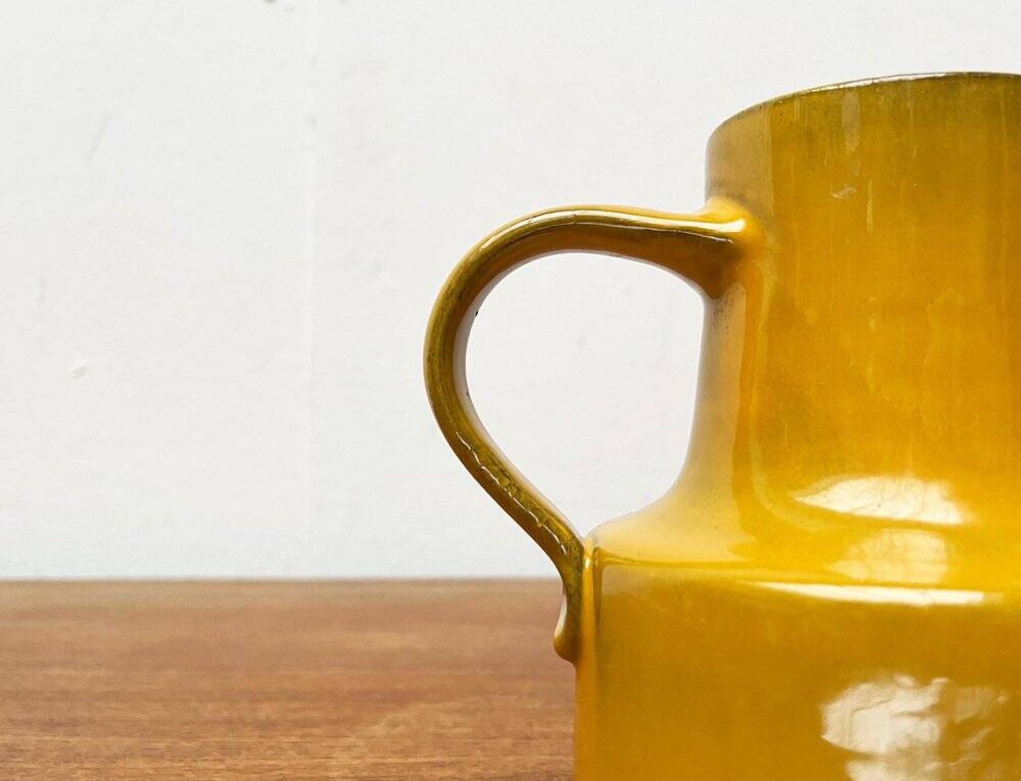 Minimalist carafe vase by BKW Böttger Keramik Wandsbek, Hamburg, Germany, 1960s.