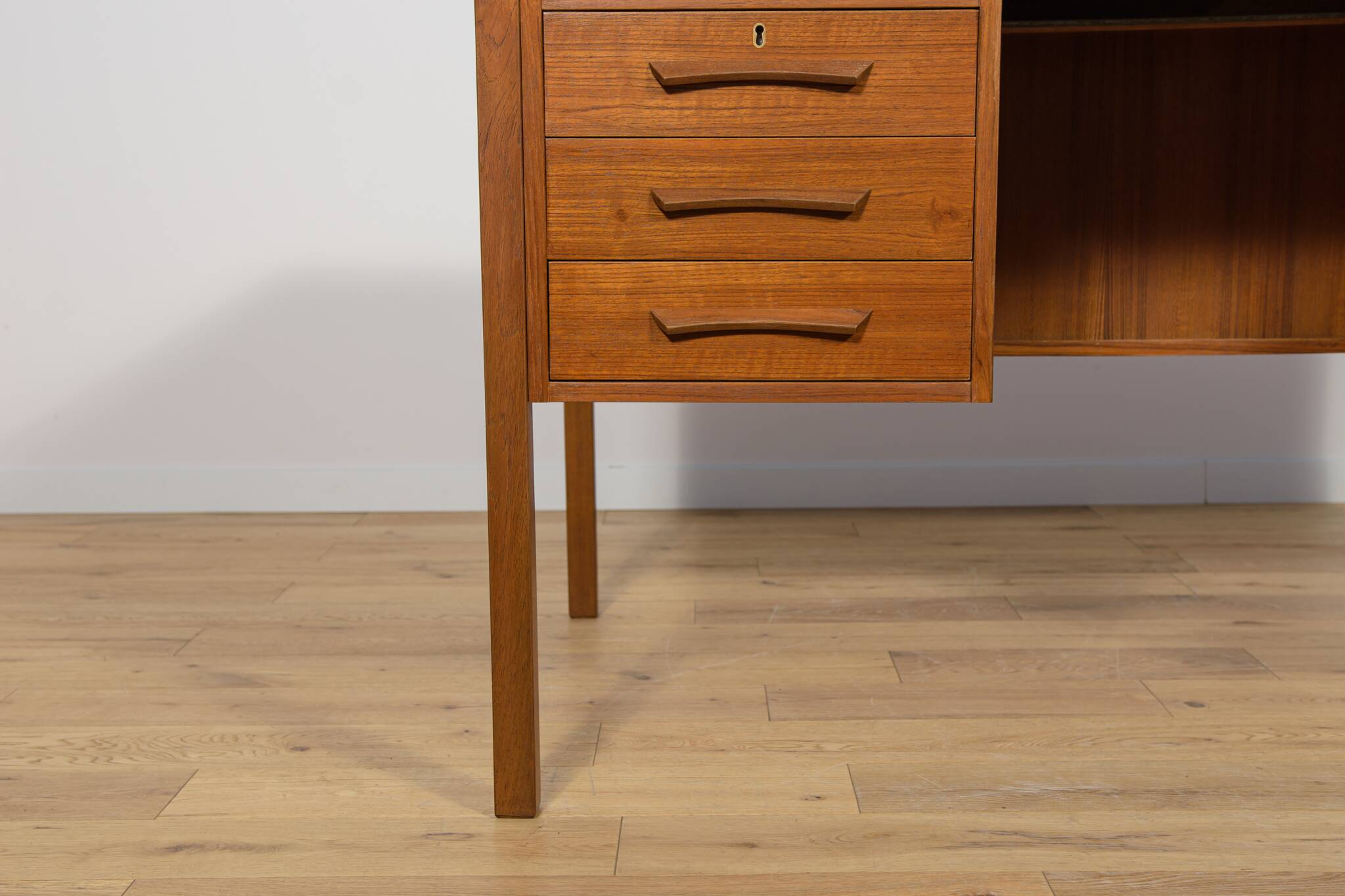 Mid-Century Freestanding Teak Desk, Denmark, 1960s
