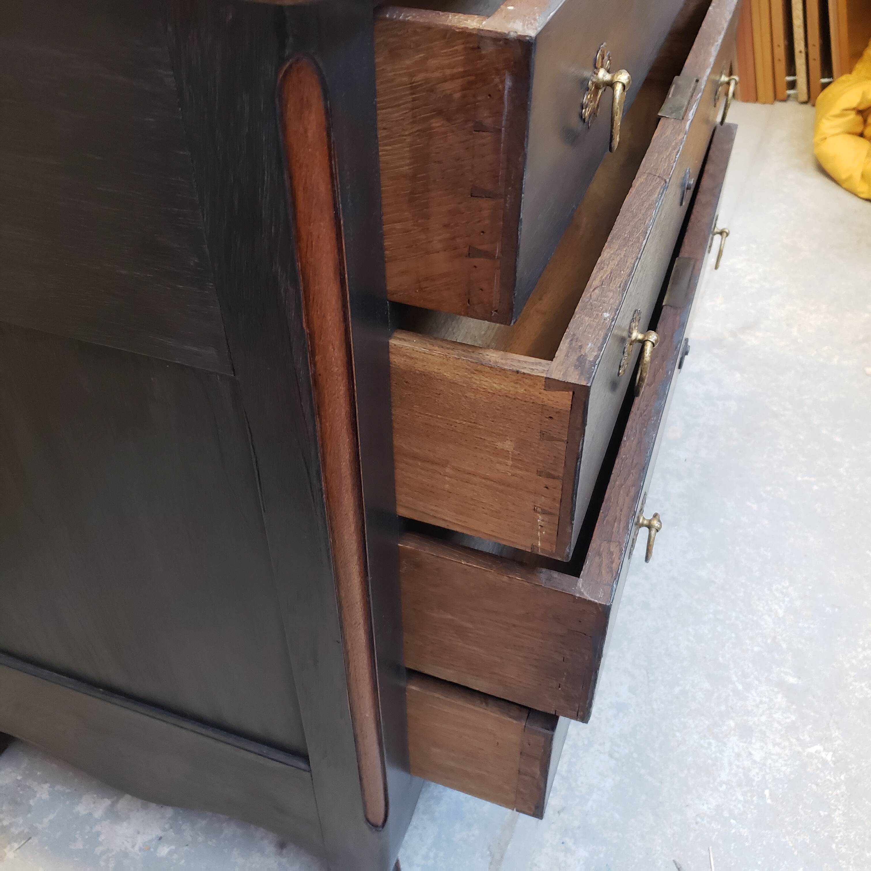 4 drawer chest of drawers