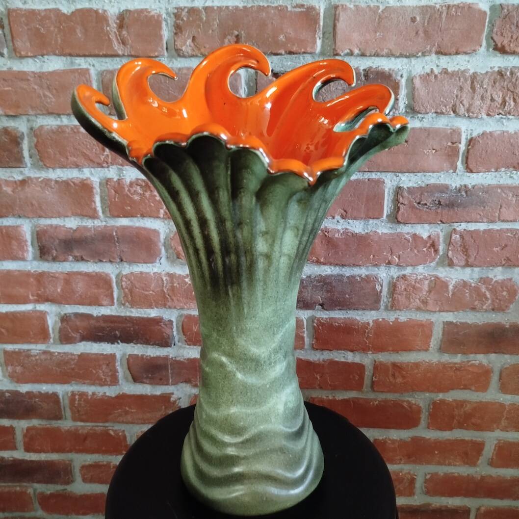 Anemone vase from the 60s/70s.