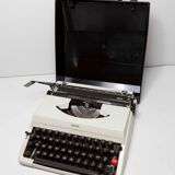 Royal Typewriter 203 1970 Japan