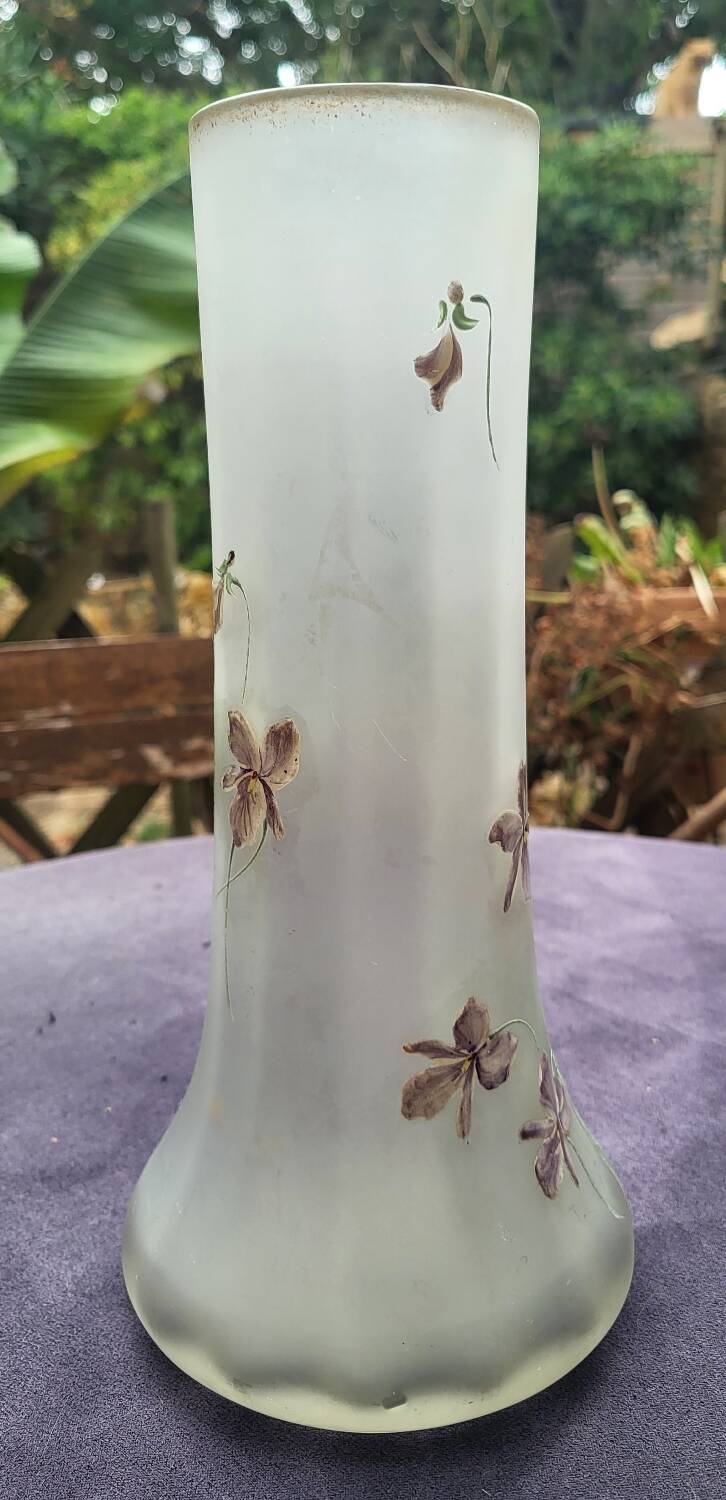 Legras vase, table bouquetier model "violet"