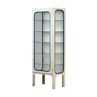 Armoire médicale vintage avec cinq étagères en verre années 1970