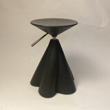 Tabouret pivotant par Philippe Starck édité par Presence Paris pour L'Oréal, années 80.