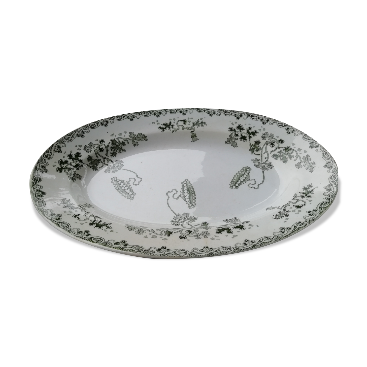 Oval iron earth dish