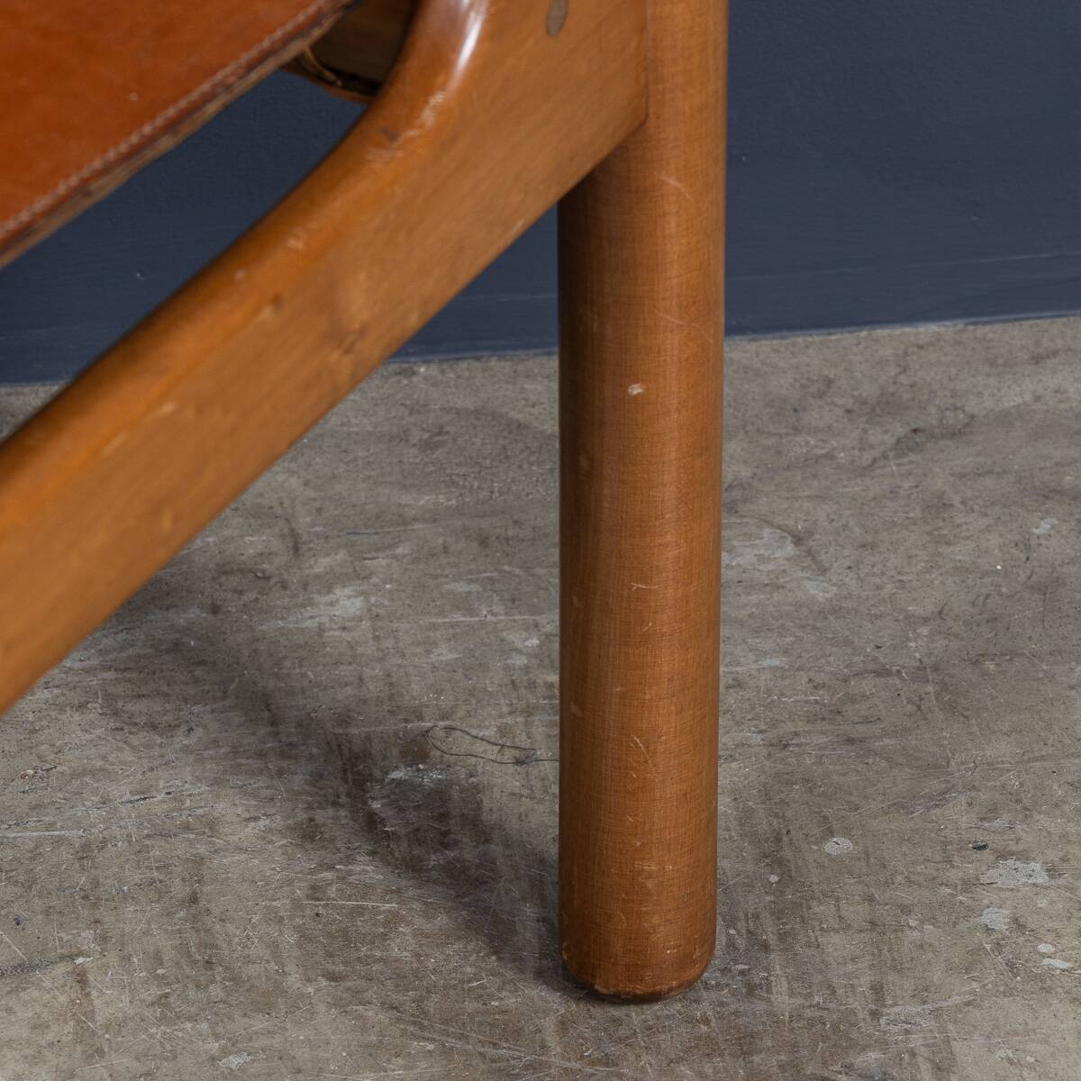 A SUPERB 20thC SET OF EIGHT ILMARI TAPIOVAARA LEATHER DINING CHAIRS c.1950