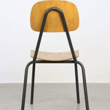 Chaise d’école en contreplaqué vintage
