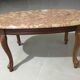 Table basse avec plateau en marbre
