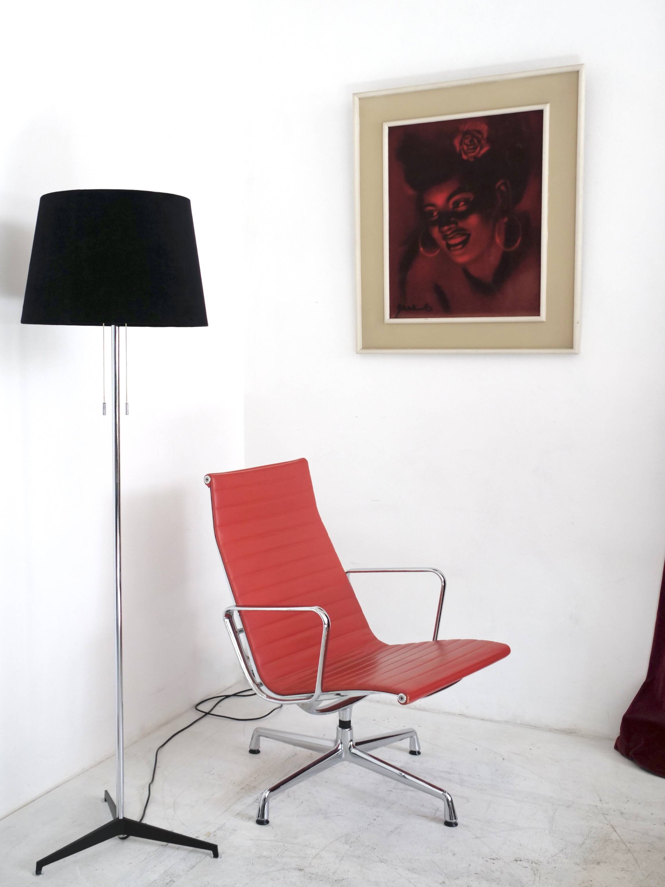 Chrome and black velvet Staff light floor lamp