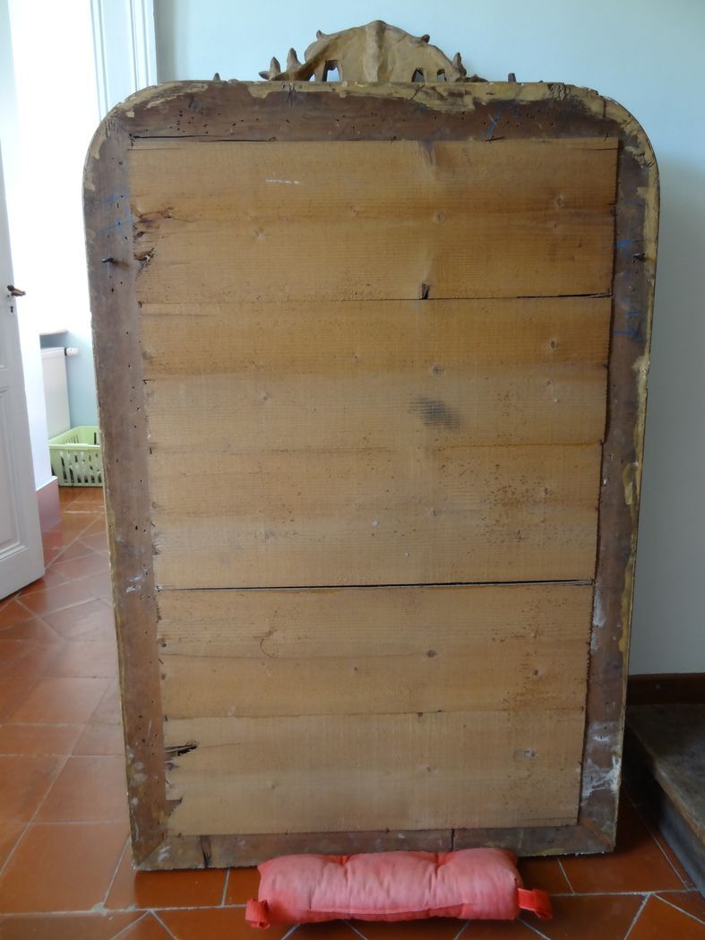 Mirror XIXth in gilded stucco, H 142 cm