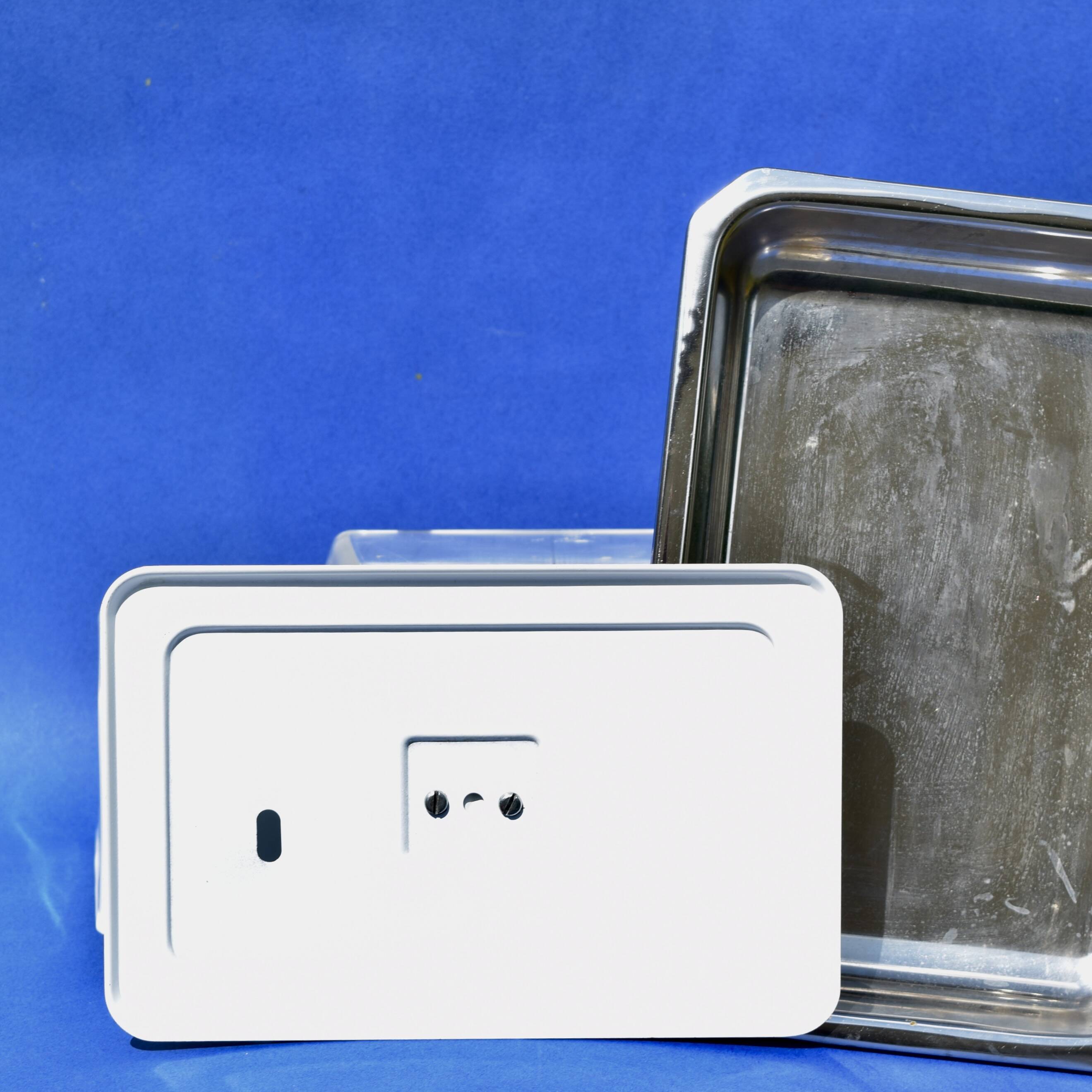 Stube - household scale in white enameled metal - force 10 - model 7000 in its box - 1960.