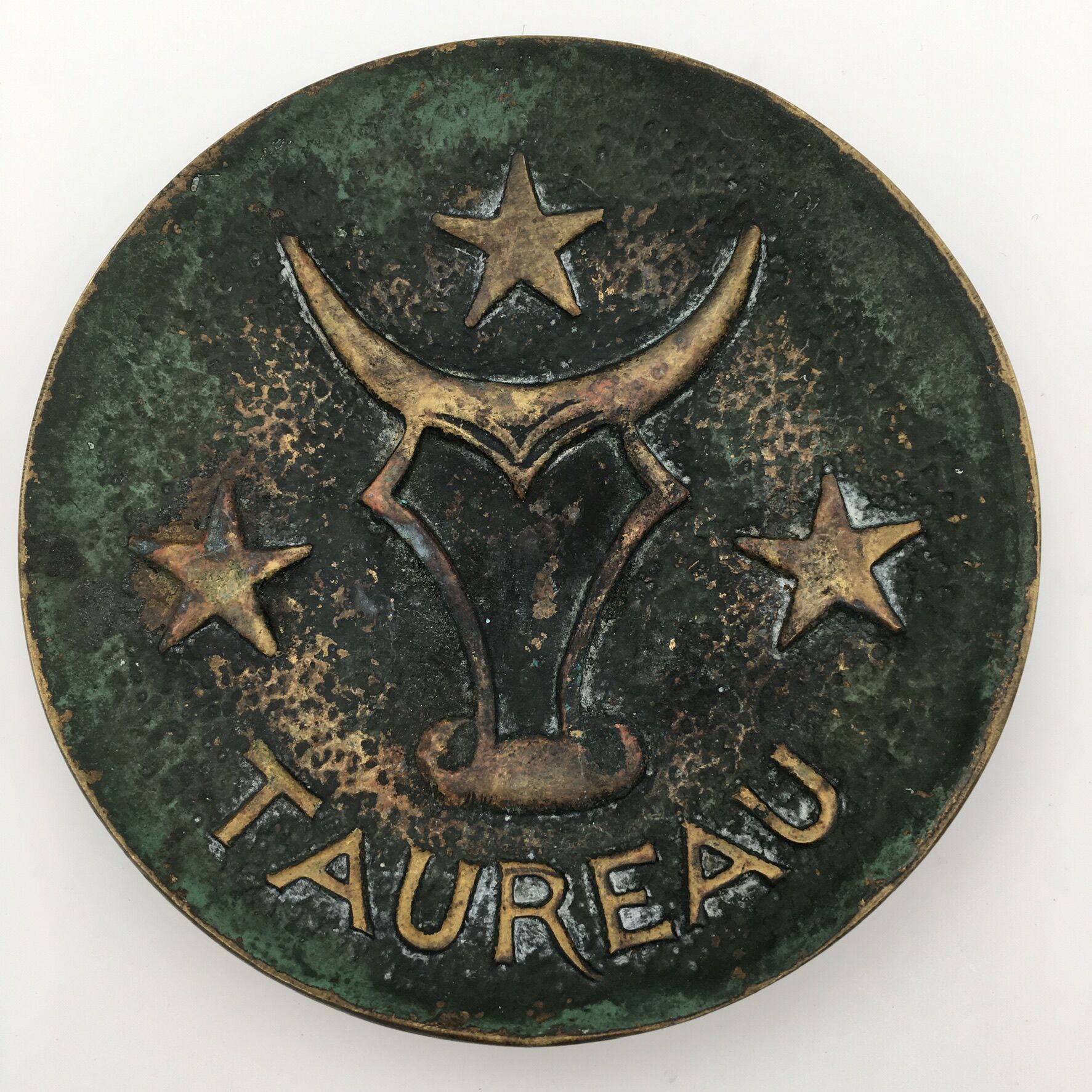 Bronze trinket bowl, Max le Verrier, taurus zodiac sign decoration, signed - Circa 1930-1940