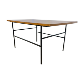 Coffee table 50s aerial base