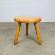 Tripod stool in pine, solid wood, vintage, mountain chalet style.