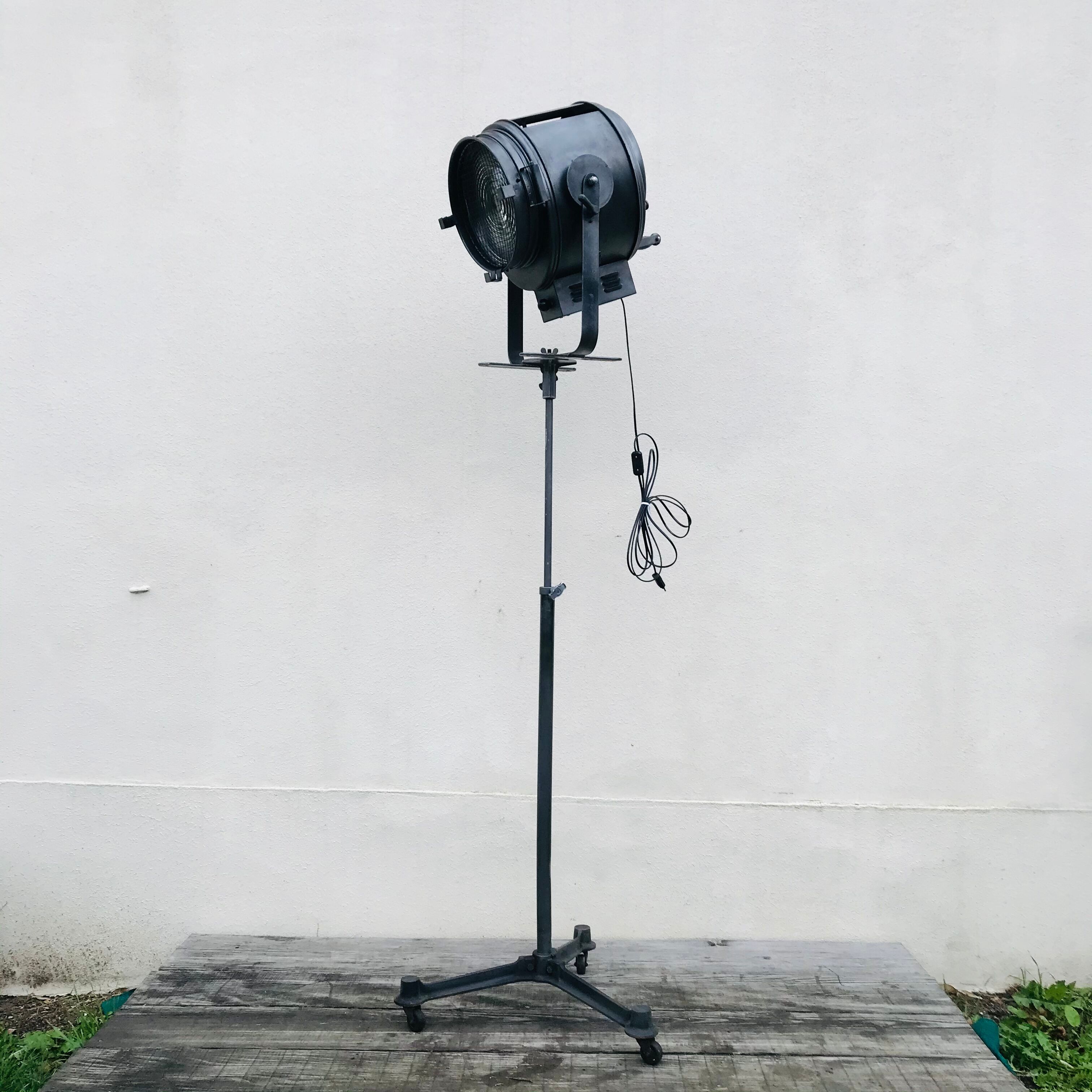 Suspension cloche emaillee noire
