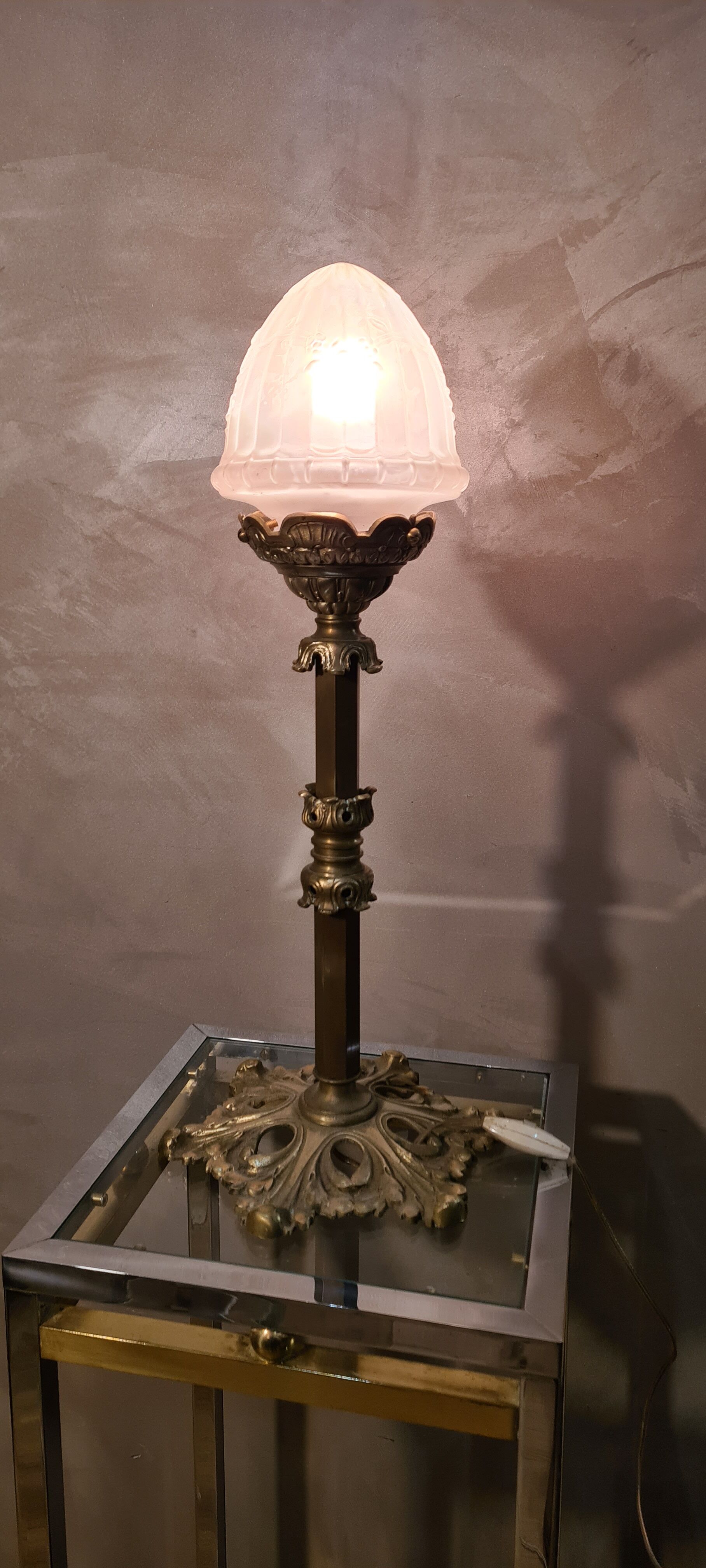 large bronze lamp napoleon iii sculpted globe molded opaque 54x22