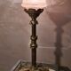 Lampe bronze Napoléon III, globe sculpté, moulé opaque