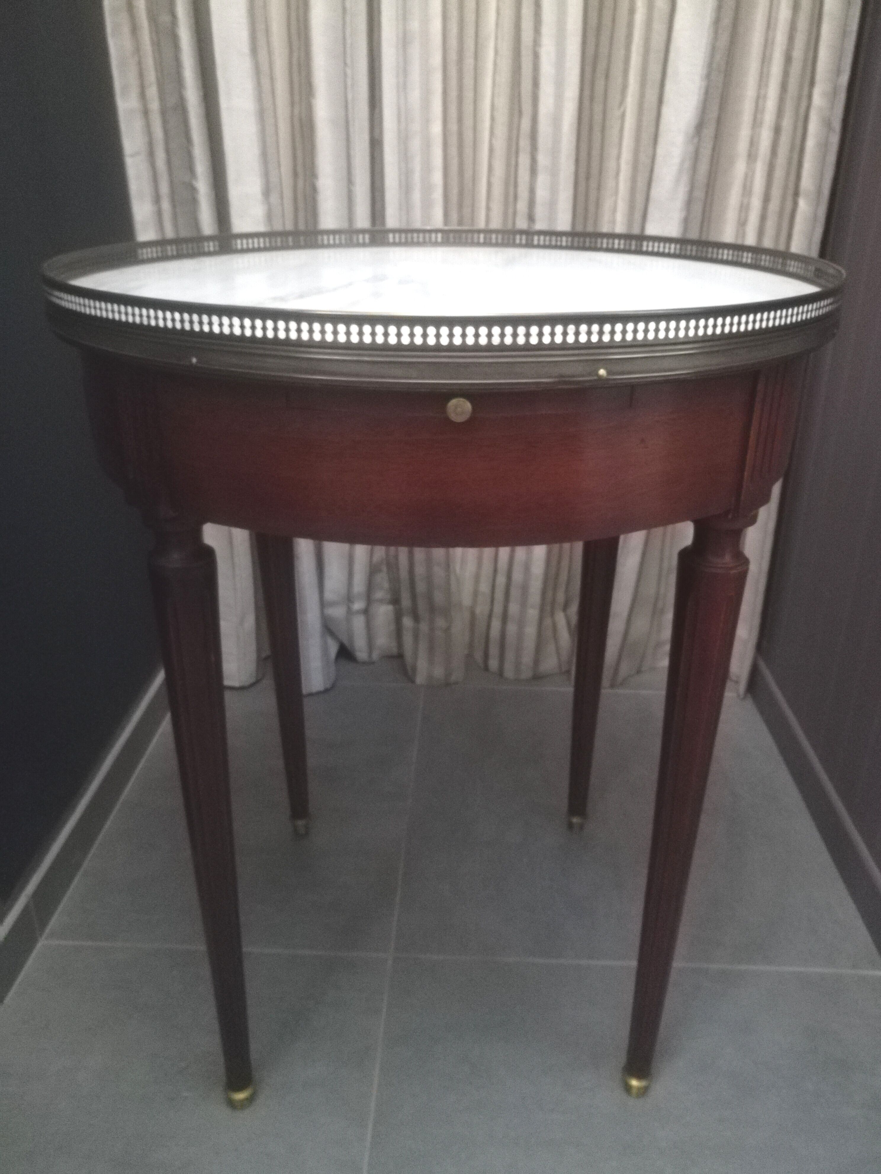 Louis XVI style hot water bottle table in mahogany and marble