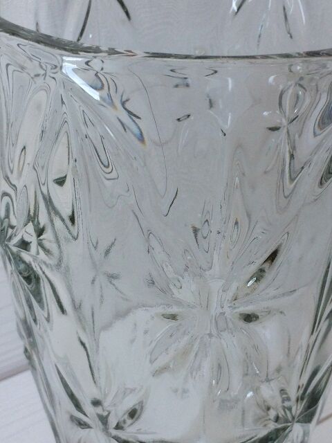 Glass vase patterned vintage flowers 40/50