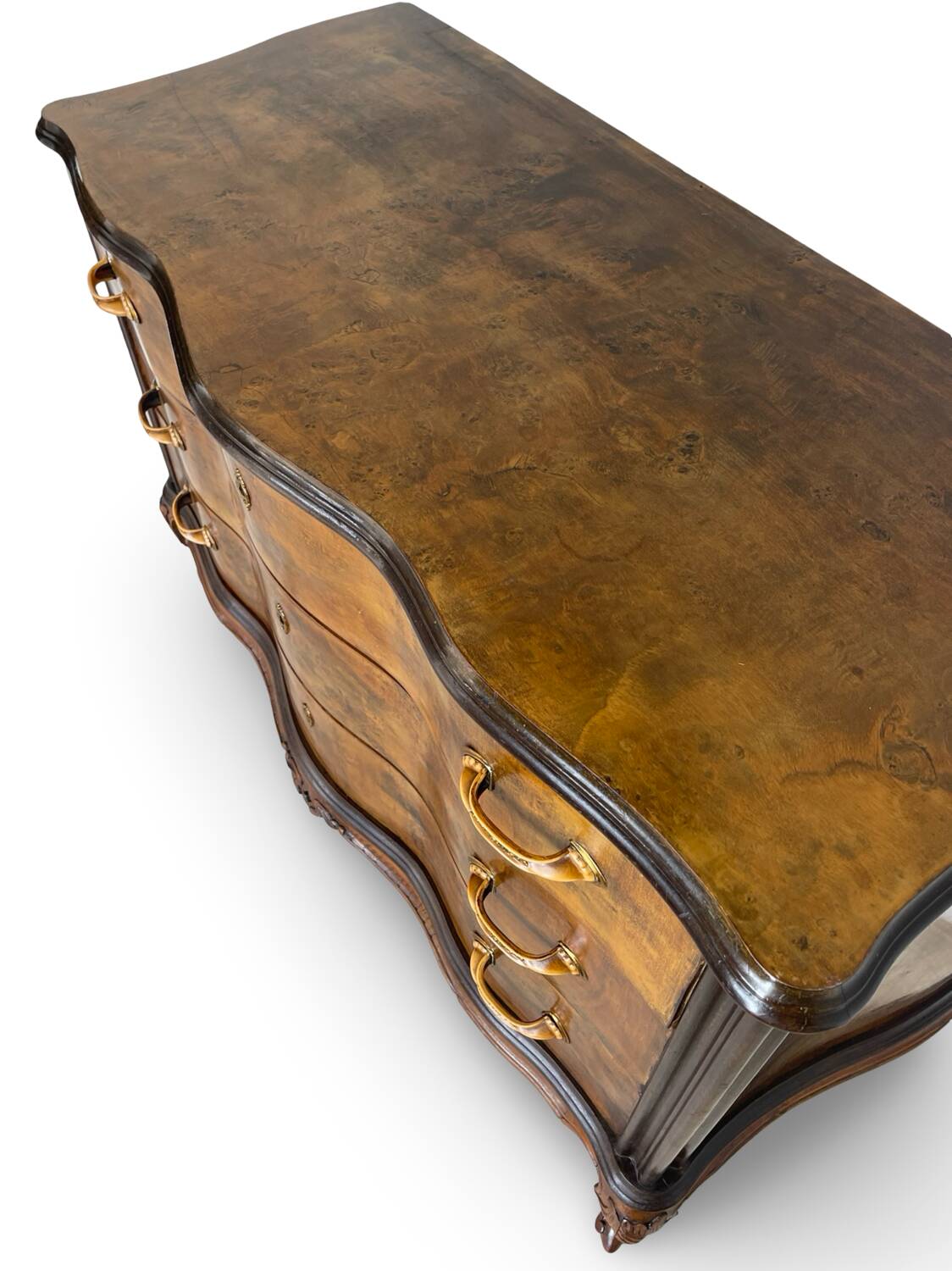Commode italienne Art déco en loupe de noyer, années 1940-50