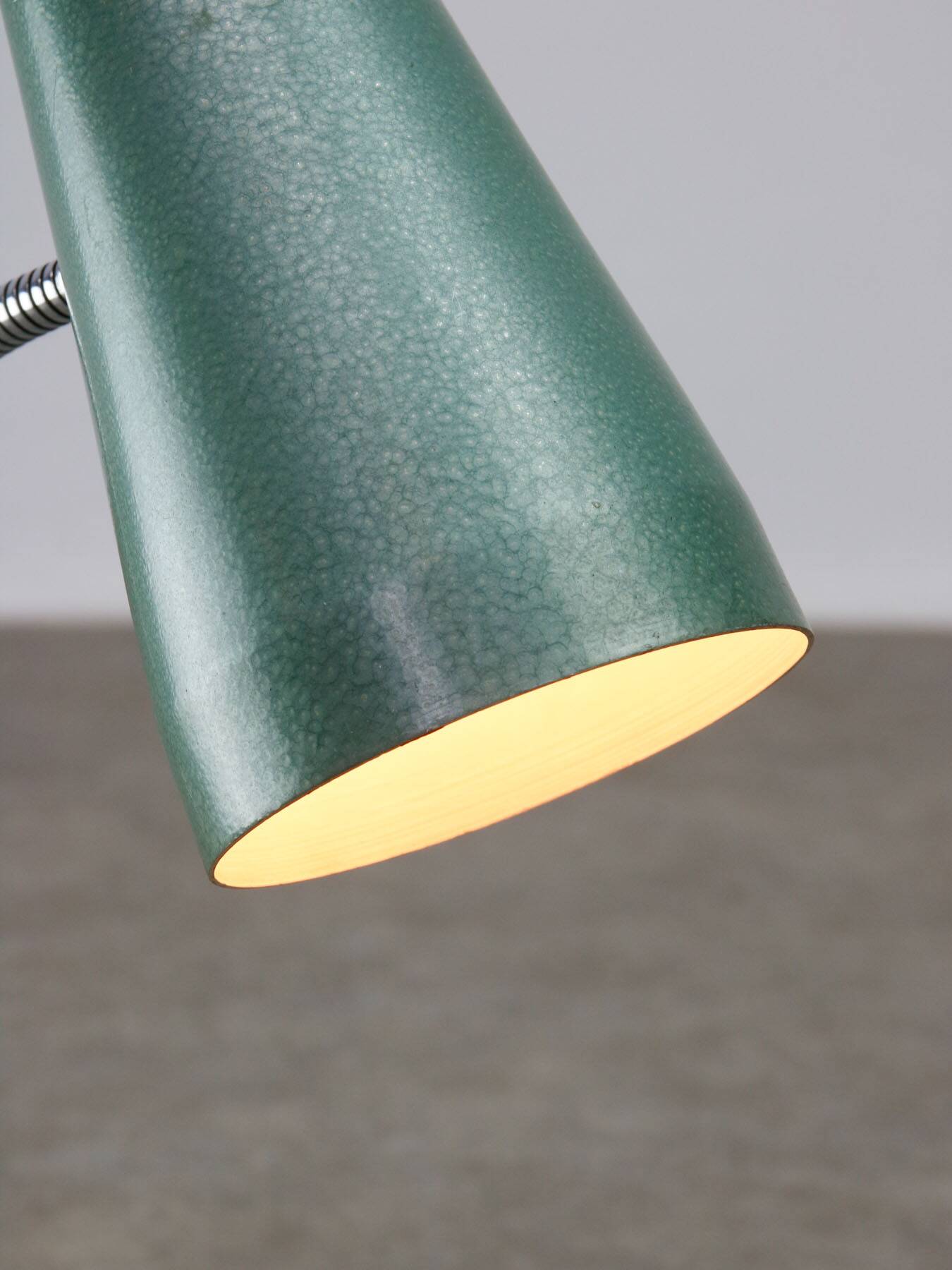 Mid-Century Italian Table Lamp in Blue Metal