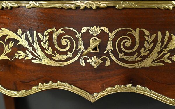 Petit Bureau de Dame en Acajou, époque Napoléon III – 2ème partie XIXe