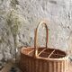 Panier en osier vintage porte-bouteilles