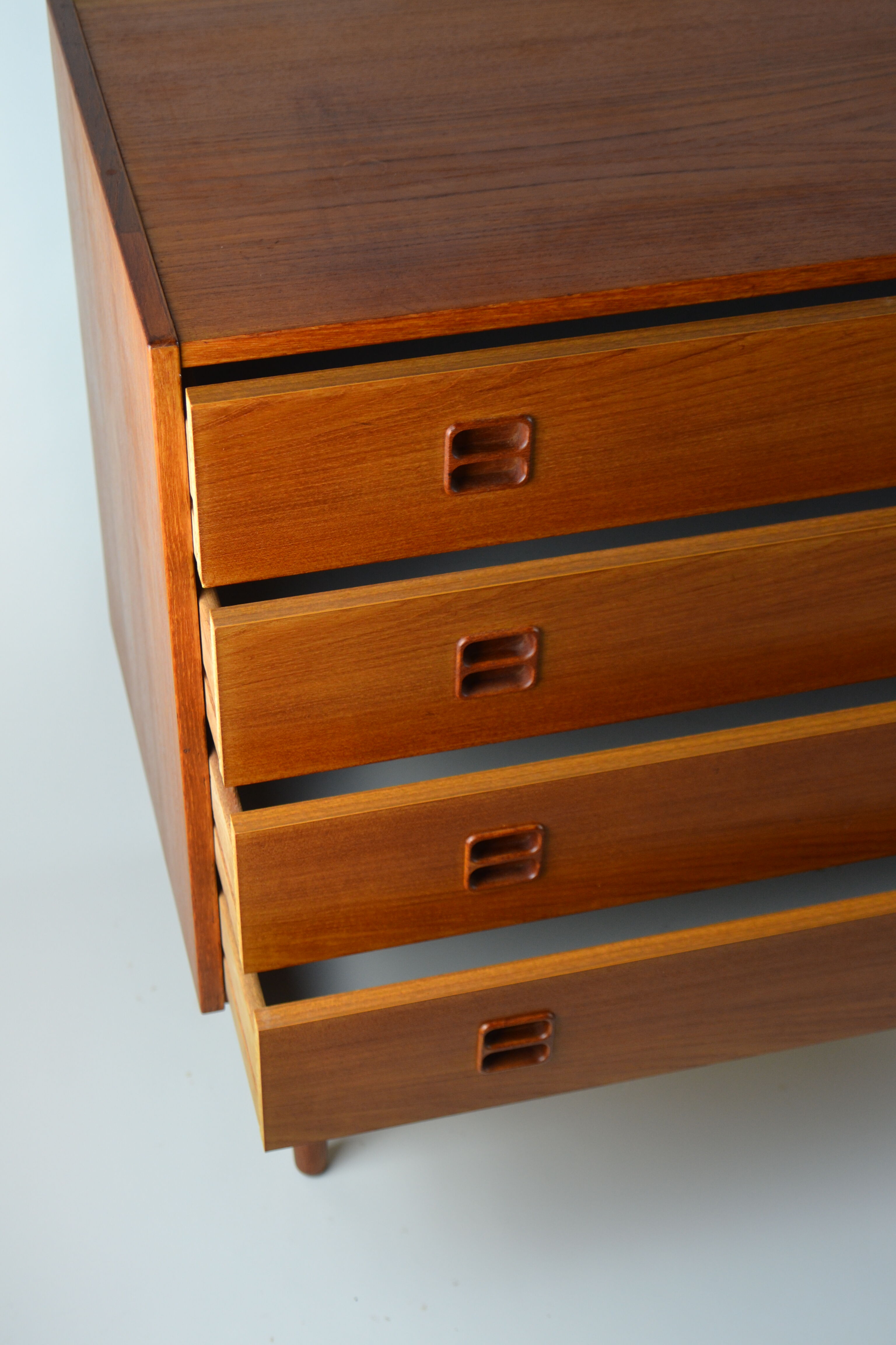 Vintage Danish changing table AEJM Möbler