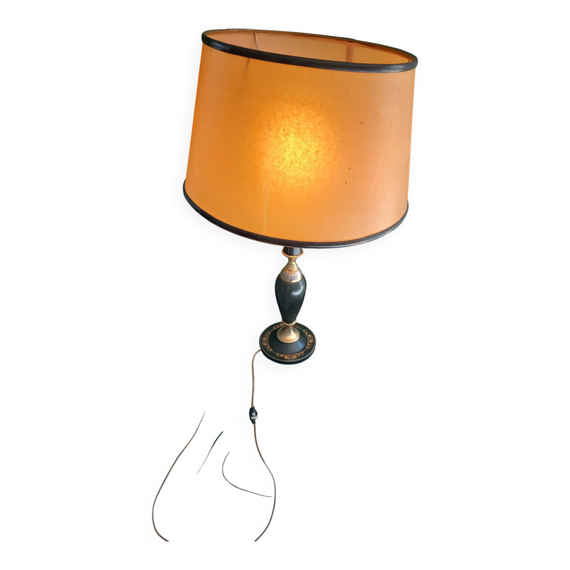Lamp with accessories