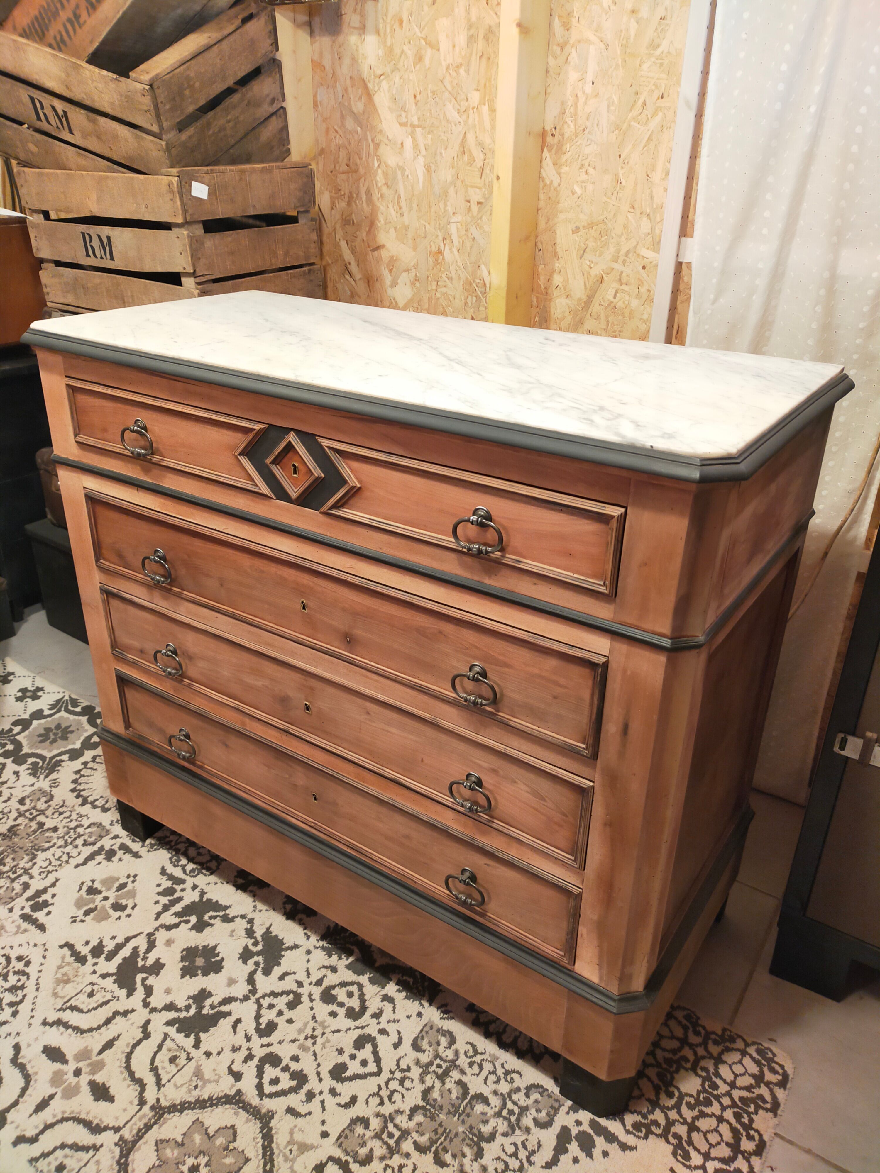 Commode ancienne, début XIXème siècle, remise au goût du jour