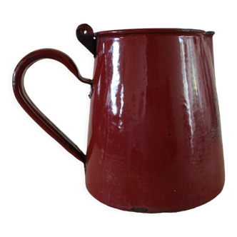 Enamelled sheet milk jug