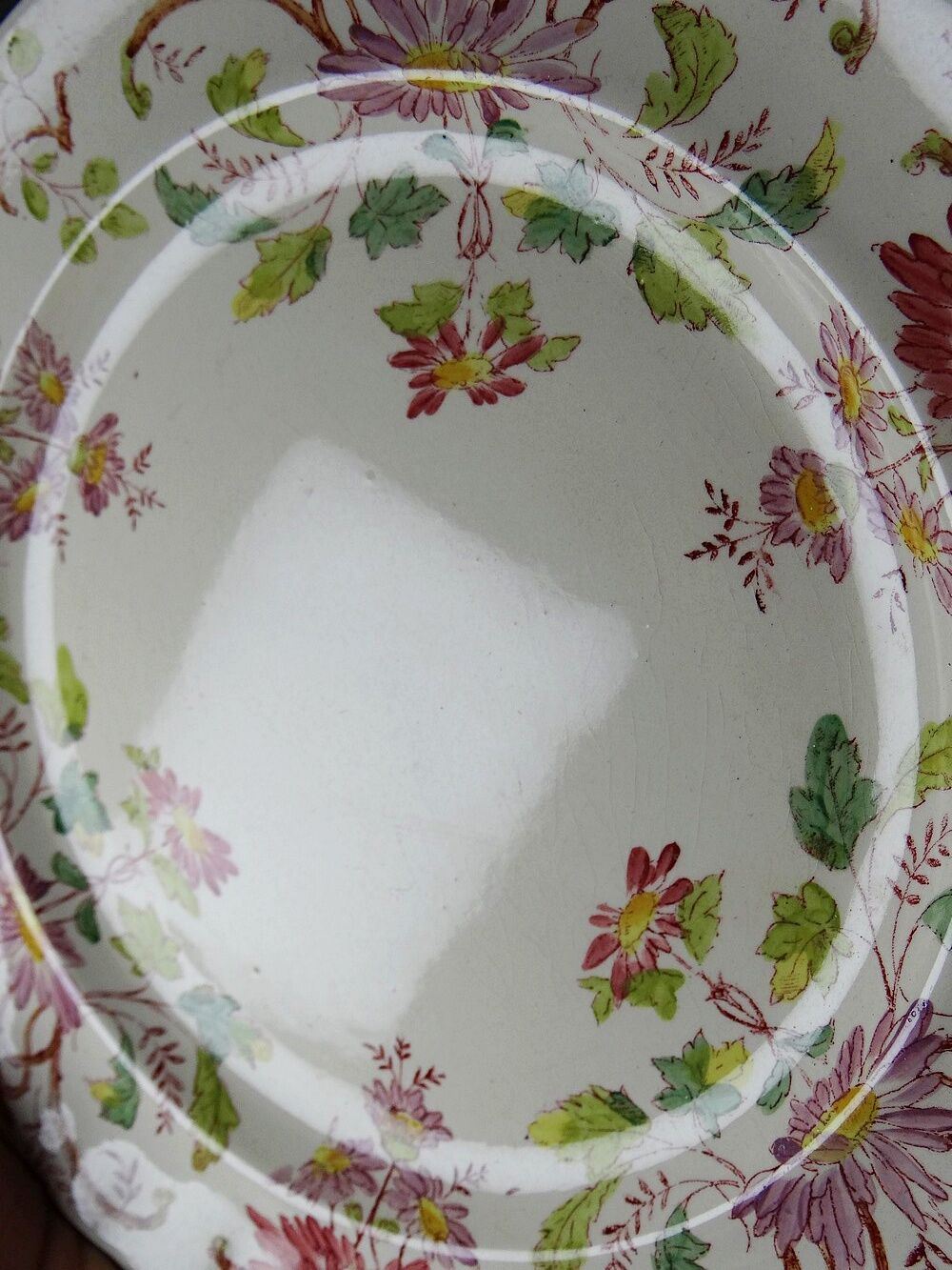 4 antique dessert plates Longchamp Daisies ironstone polychrome