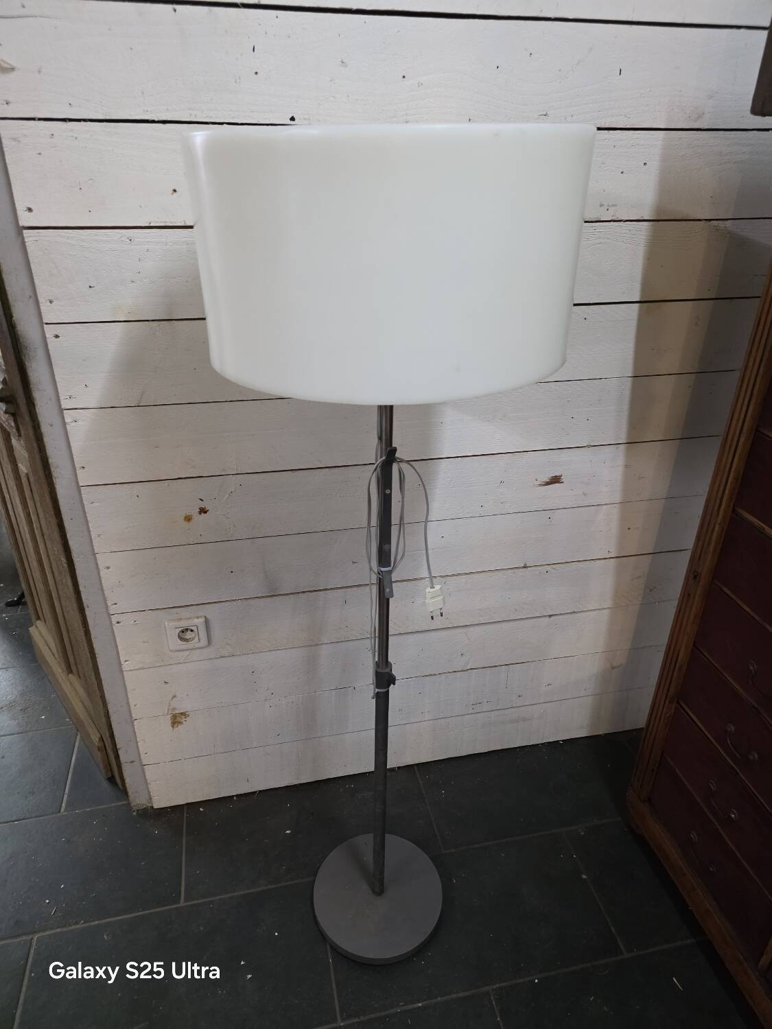 Lampadaire Space Age design 1970  Abat-jour Ø48cm