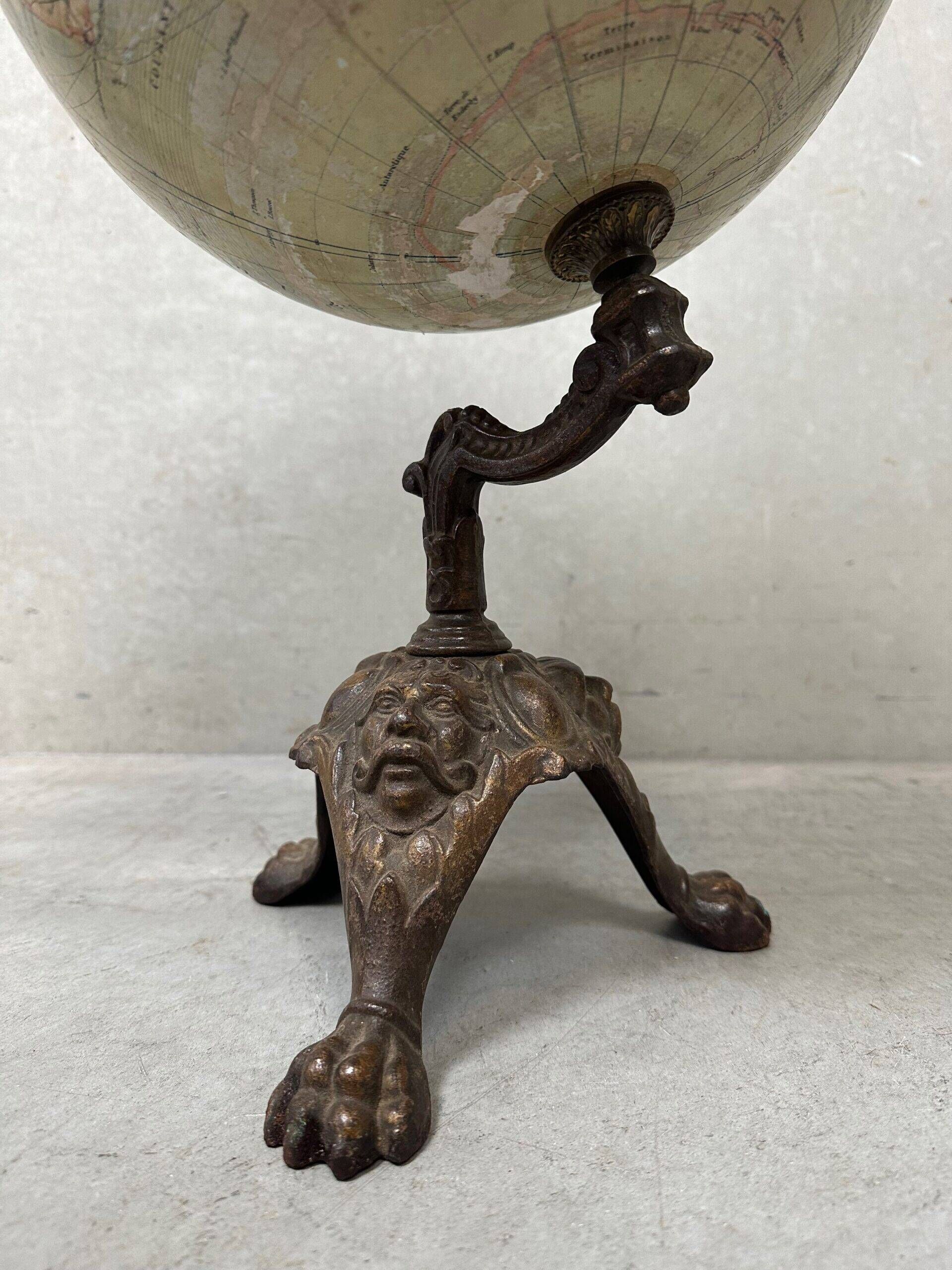 Globe ancien – Windels (plâtre)