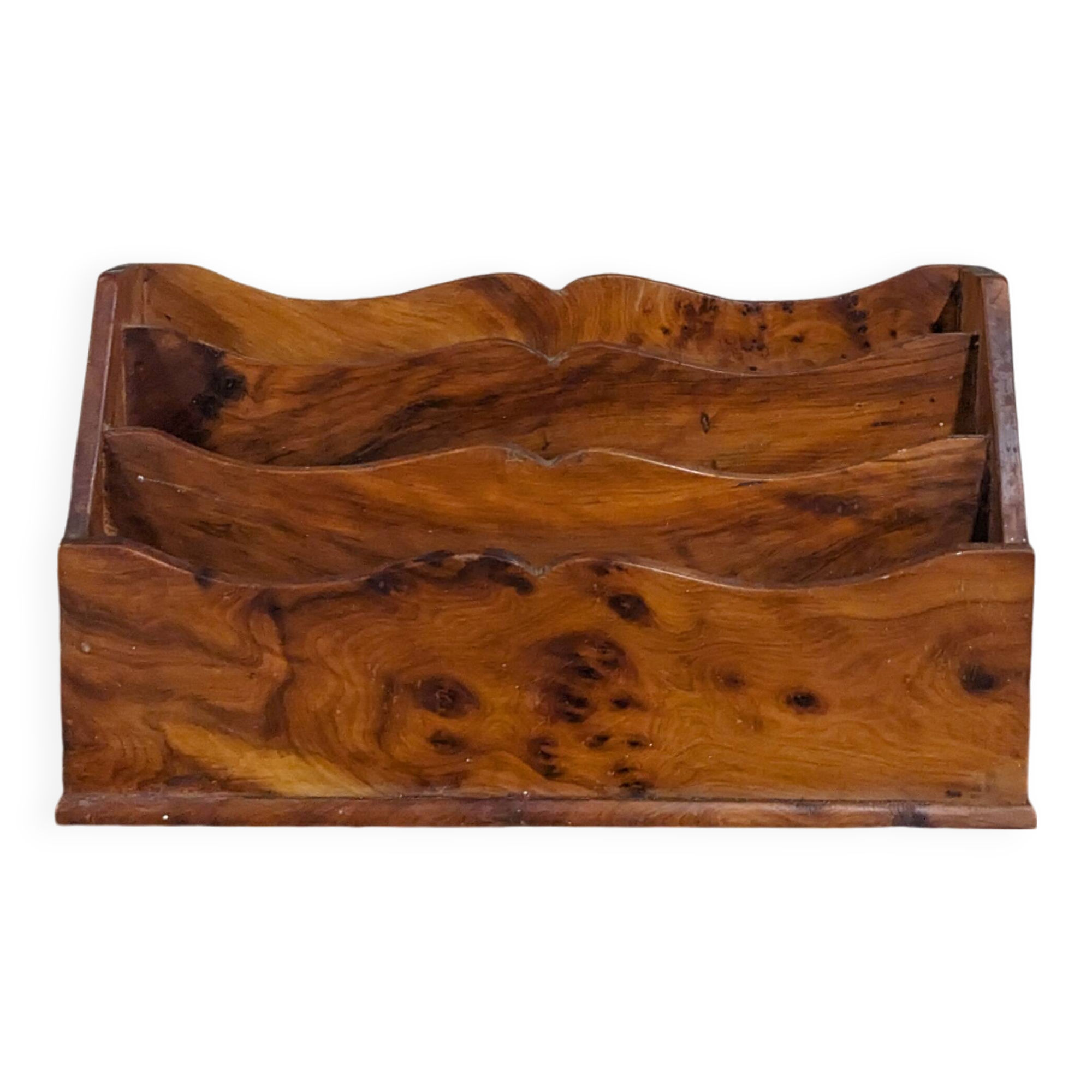 Thuja wood mail holder