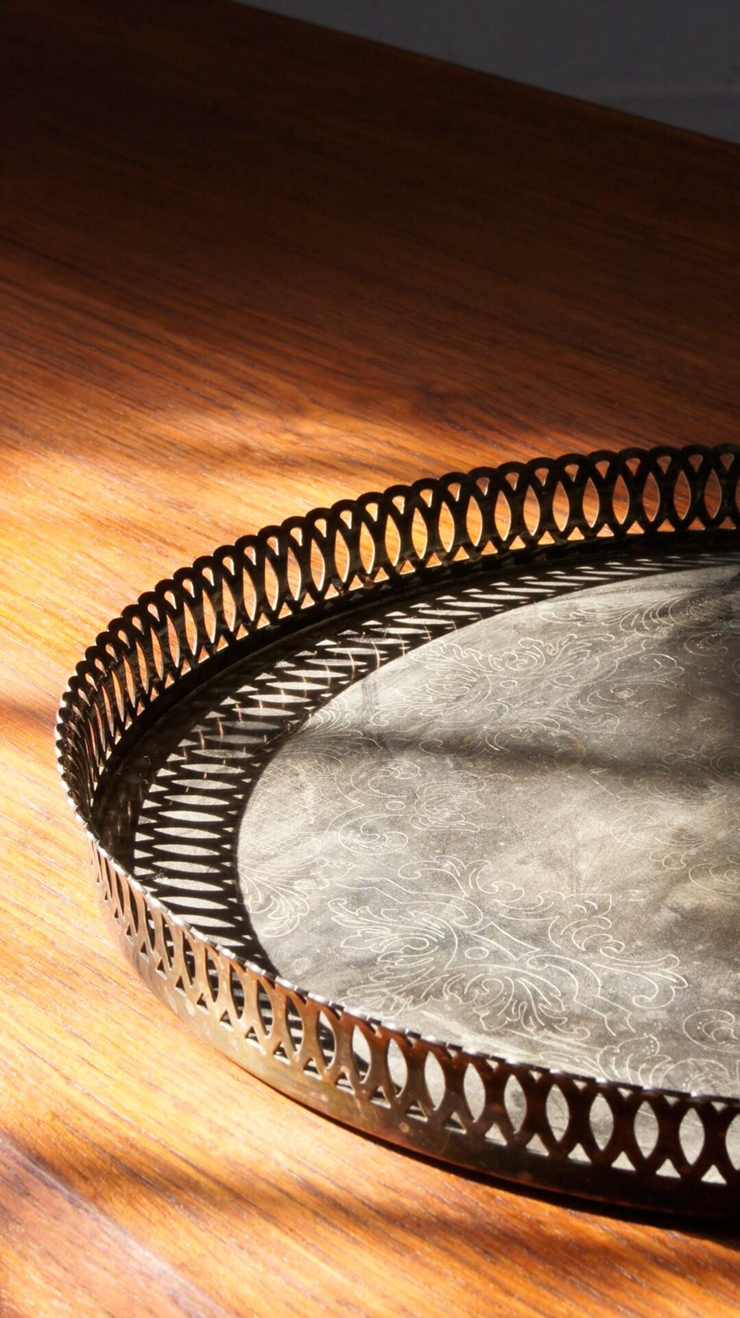 Plateau vintage suédois plaqué argent