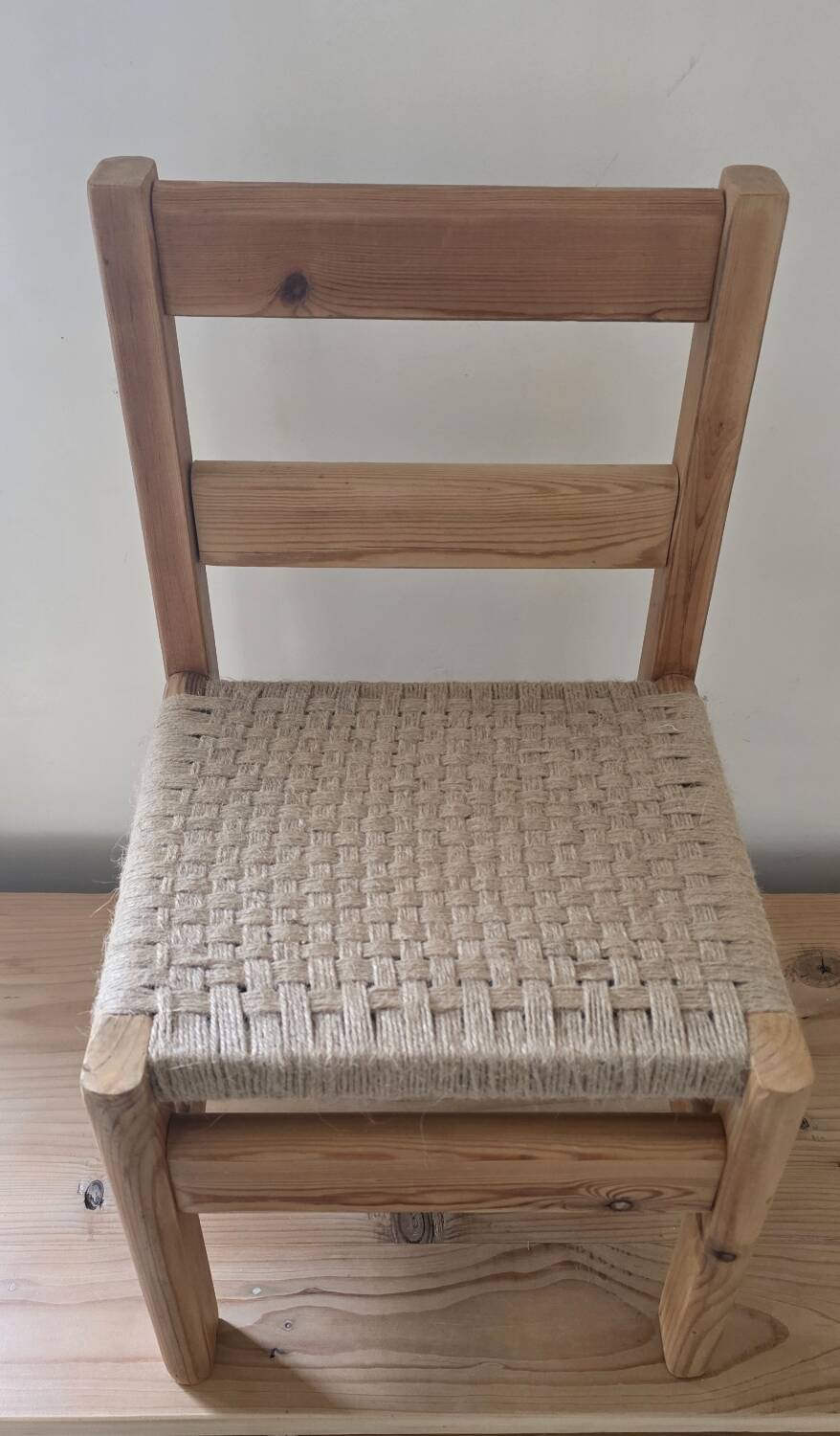 Children's wooden and jute chair