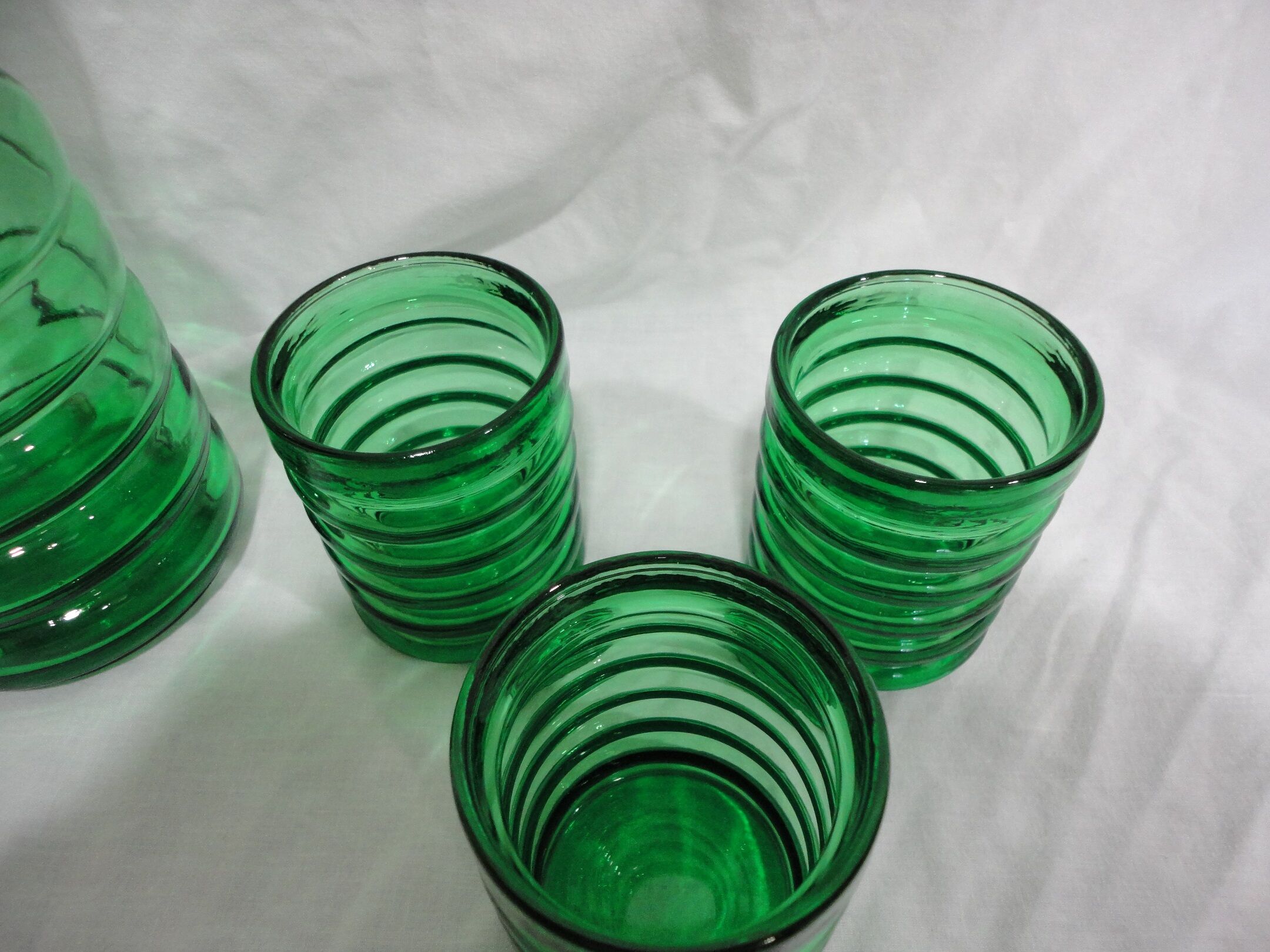 Set of 6 glasses and decanter vintage